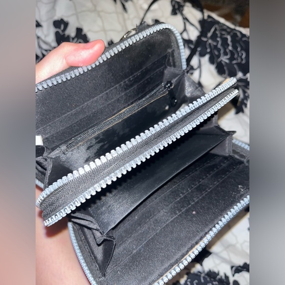 Wallet - Picture 4 of 4